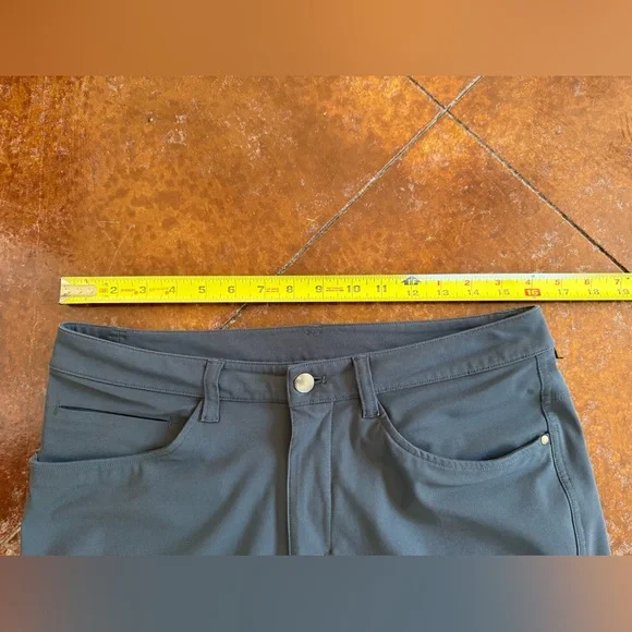 Men’s Lululemon ABC Classic Fit Pant Dark Grey 30” Waist - Picture 5 of 13